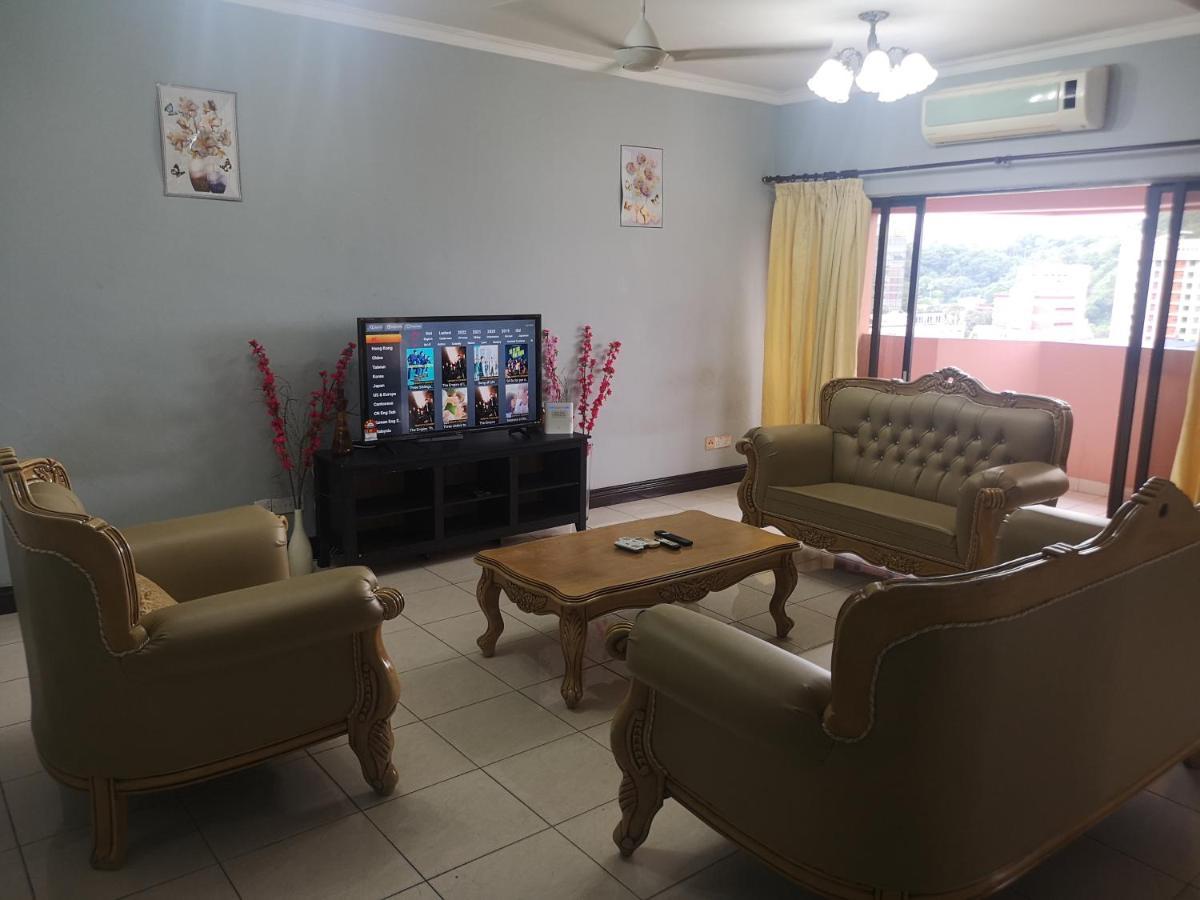 Homestay Marina Court Kota Kinabalu Exteriör bild