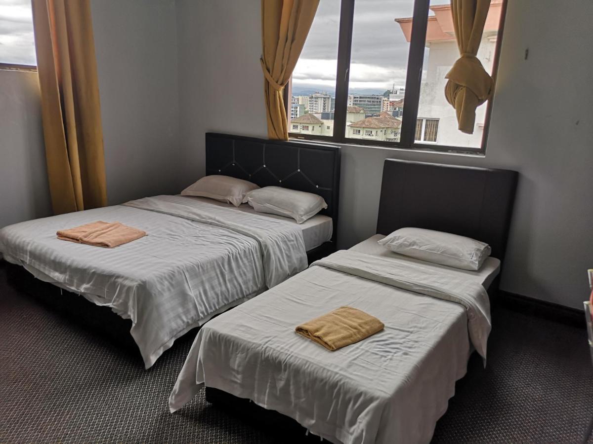 Homestay Marina Court Kota Kinabalu Exteriör bild