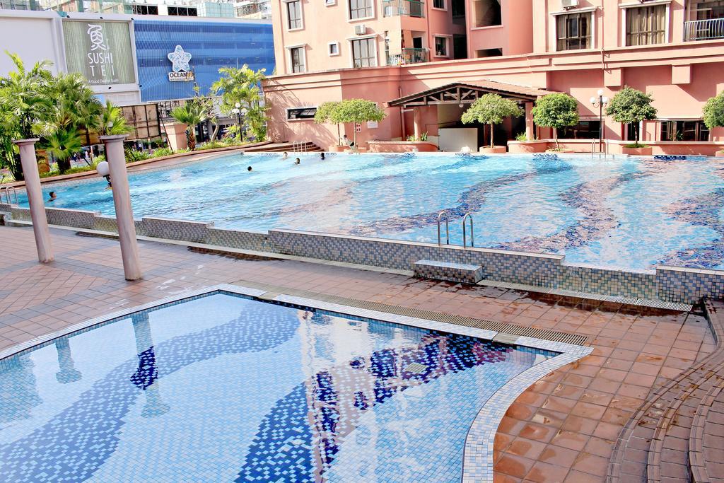 Homestay Marina Court Kota Kinabalu Exteriör bild