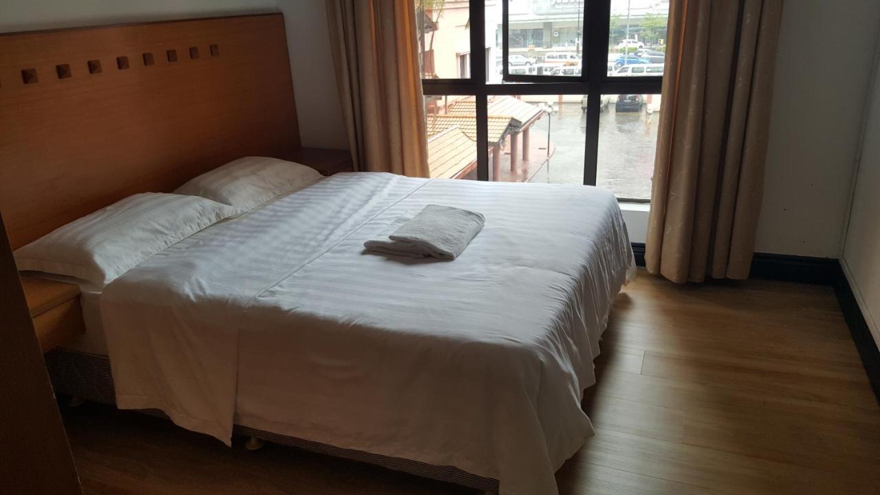 Homestay Marina Court Kota Kinabalu Exteriör bild